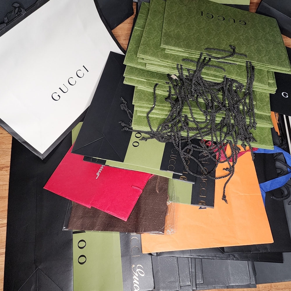 Authentic Gucci shopping bag